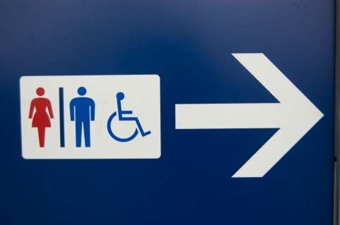 「@トイレ」お腹がゆるいあなたへ捧ぐ！iPhoneでトイレを探そう！