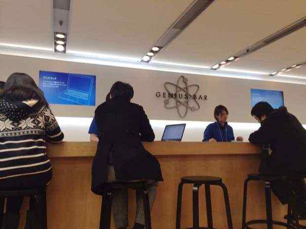 Lightningケーブルは保証内なら無償で交換出来るんですね!