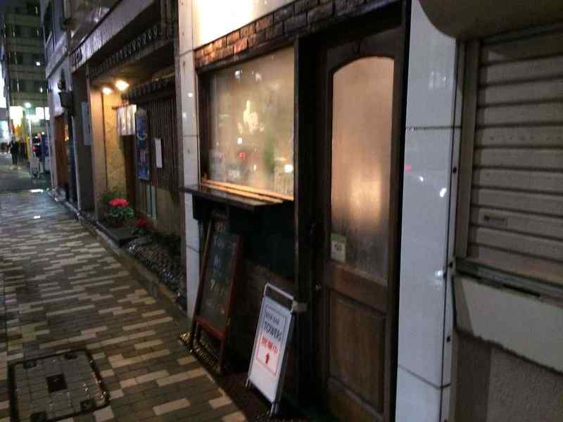 東京駅・京橋駅からどちらからでも寄れる！立ち飲みでクラフトビールを！「TOWERS」(タワーズ)